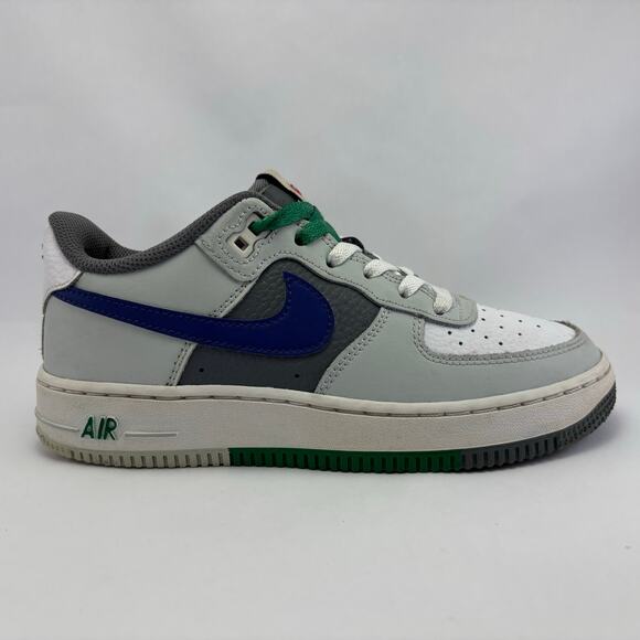 NIKE AIR Force 1 LV8 1 Light Silver/Deep Royal Blue Big Kids Shoes Size 4Y - Picture 1 of 12